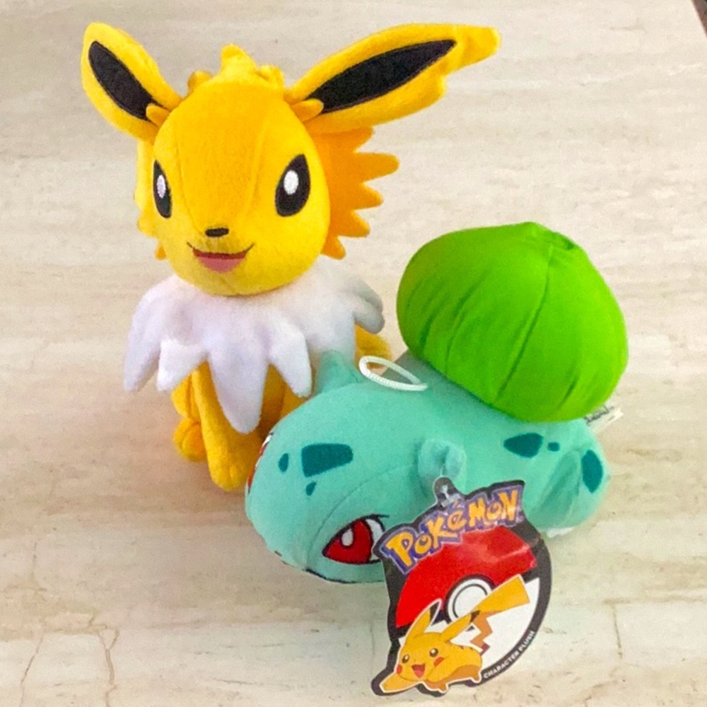 Jolteon & Bulbasaur Pokemon Plush Toys 2017 Lot Of 2 Toy